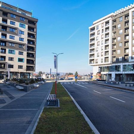 Apartmani Bulevar SJJ Buitenkant foto